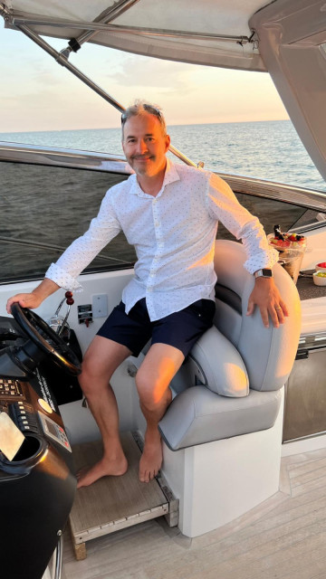 Captain Lee