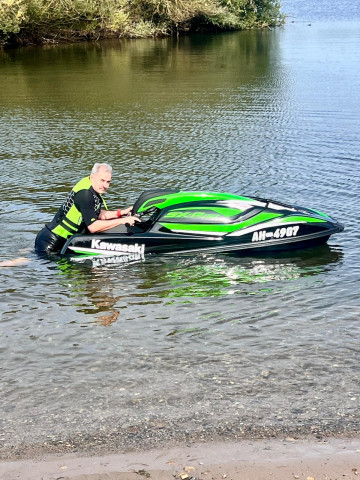 Off I go around the Kingsbury lake
